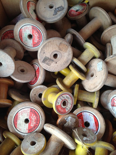 wooden spools, wire rolls, coil